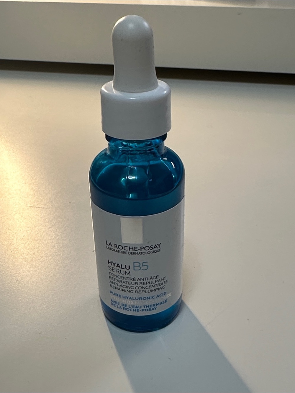 La Roche-Posay Hyalu B5 Serum – Blue Hydrating Anti-Ageing Serum